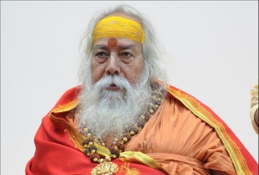 शंकराचार्य स्वामी स्वरूपानंद सरस्वती के अंतिम दर्शन को उमड़ी श्रद्धालुओं की भीड़, आज दी जाएगी समाधि