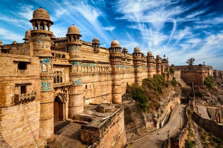 MP Tourism : मध्यप्रदेश की पर्यटन राजधानी ग्वालियर है बेहद खूबसूरत, इन जगहों का करें दीदार