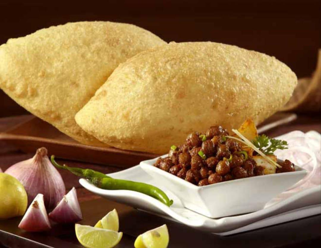Best Chole Bhature: भारत के इन 7 शहरों में मिलते हैं लाजवाब छोले भटूरे, देशभर में है प्रसिद्ध