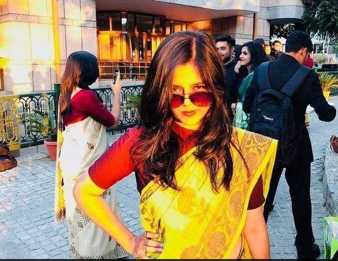 IAS Success Story : दूसरे प्रयास में क्रैक की थी UPSC, पाई 23वीं रैंक, पिता किसान, कन्यादान करवाने से कर दिया था इनकार, जानें कौन है ये IAS अफसर?