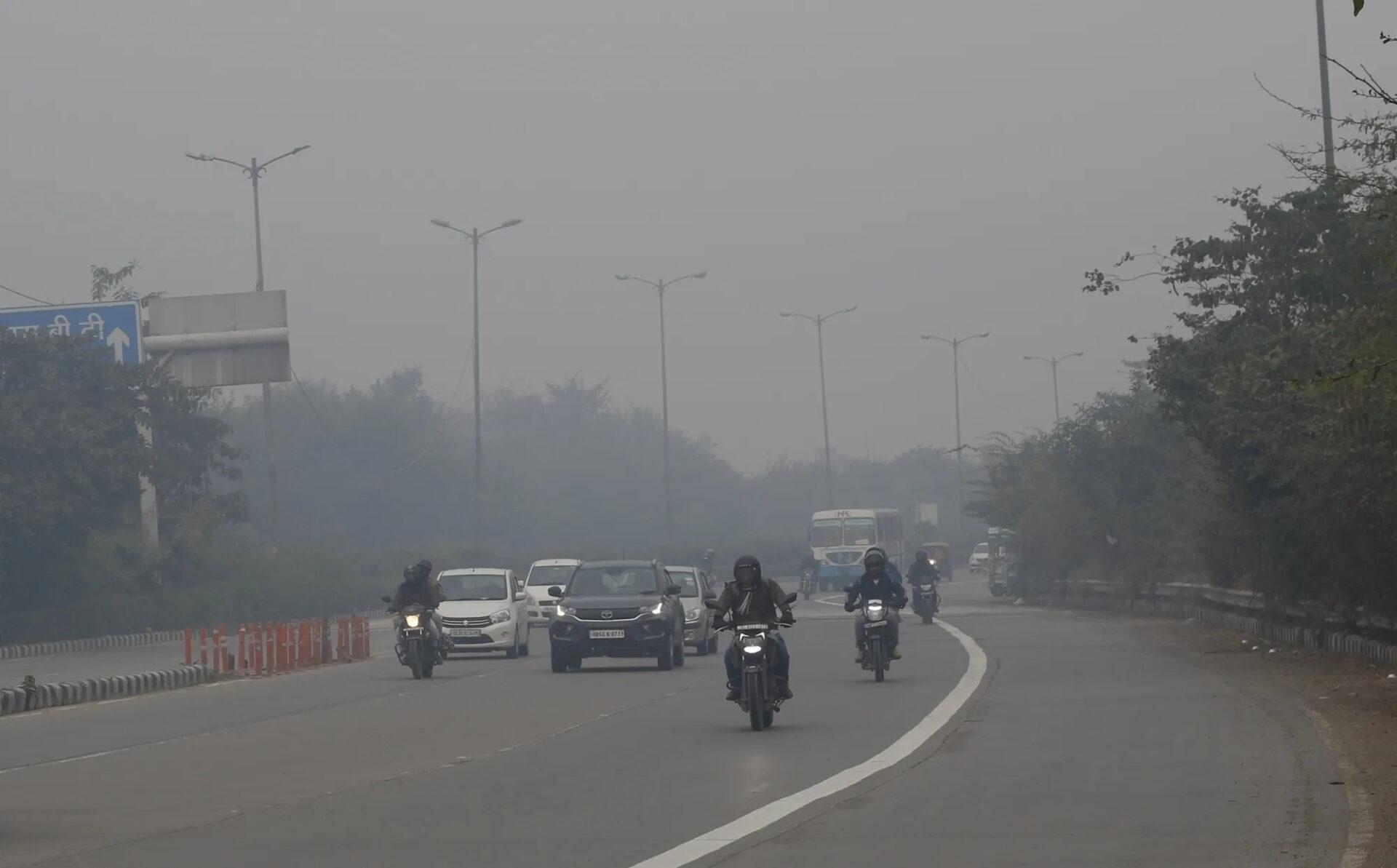 7 राज्यों में अगले 84 घंटे भारी बारिश, 10 नवंबर से इन क्षेत्रों में बदलेगा मौसम, तेज बारिश-आंधी, पश्चिमी विक्षोभ का असर, गिरेगा तापमान, बढ़ेगा कोहरा