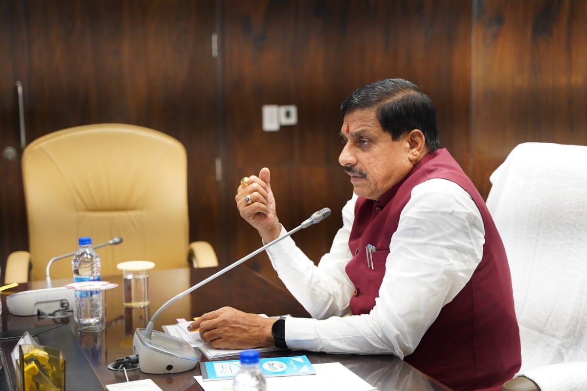 यहां विस्तार से पढ़िए मोहन कैबिनेट बैठक के बड़े फैसले, इन प्रस्तावों को भी मंजूरी, किसानों को मिलेगा लाभ