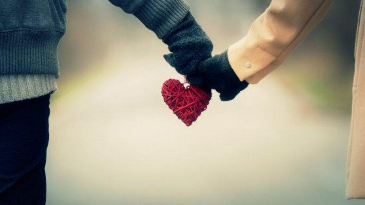 Relationship Tips: बॉयफ्रेंड को करना चाहती हैं इंप्रेस, अपनाएं ये टिप्स, रिश्ते में घुल जाएगा रोमांस