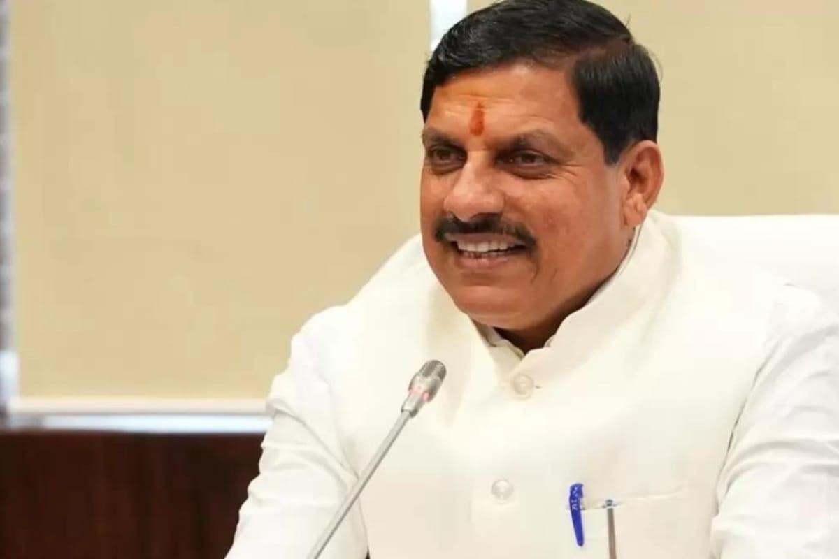 मप्र साइबर तहसील 2.0 :  अब नामांतरण में नहीं लगेगा महीनों का समय,  सबकुछ होगा ऑनलाइन,  खसरा-नक्शा भी मिलेगा WhatsApp पर, जानें प्रक्रिया