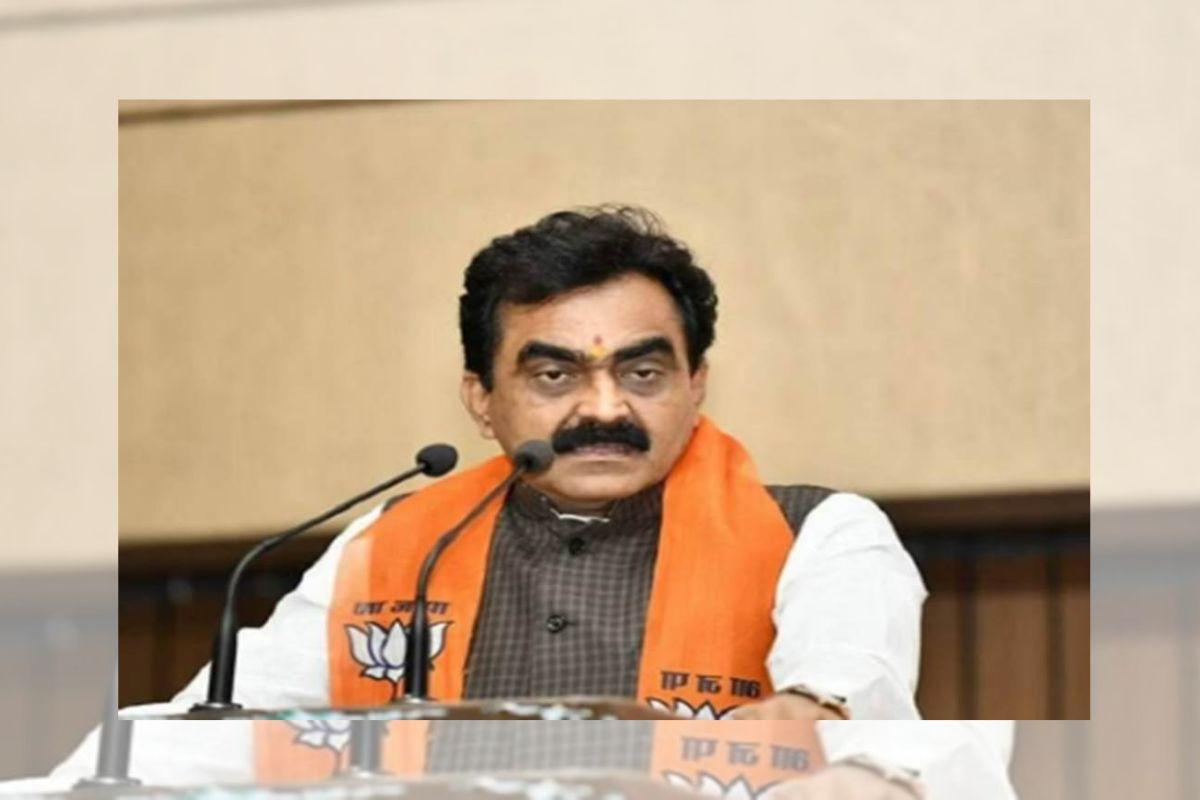 PWD मंत्री के निर्देश पर निर्माण कार्यों की जांच, लापरवाह अधिकारियों पर गिरी गाज, 8 अधिकारियों पर कार्रवाई, 04 फर्म ब्लैकलिस्ट