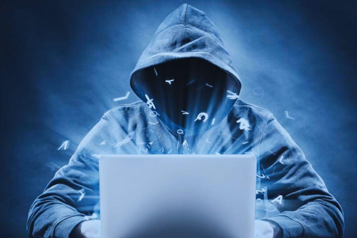 शेयर मार्केट मे निवेश के नाम पर ठगी करने वाले शातिर गिरोह के सरगना गिरफ्तार, सायबर क्राईम ब्रांच भोपाल ने वड़नगर गुजरात से पकड़ा