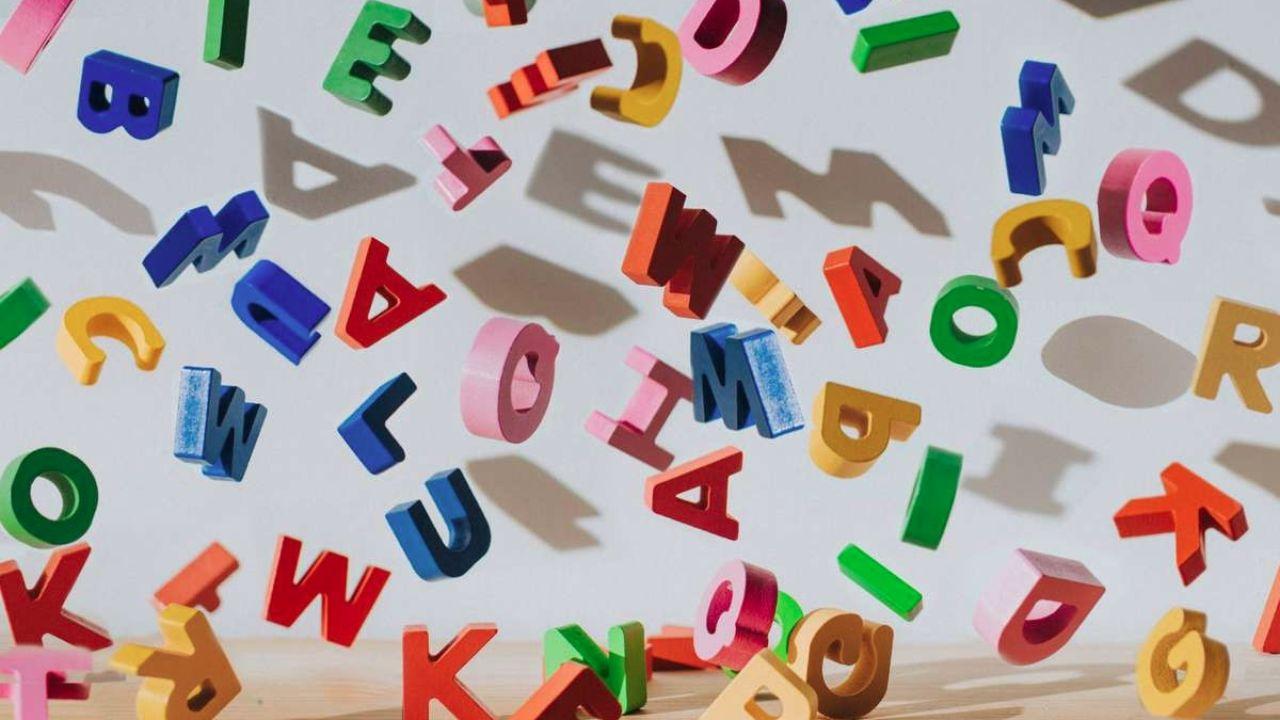 Name Astrology: M अक्षर वाले होते हैं जिद्दी, तो वहीं N अक्षर के नाम वाले होते हैं चंचल, जानें कैसा होता हैं इनका आपस का रिश्ता