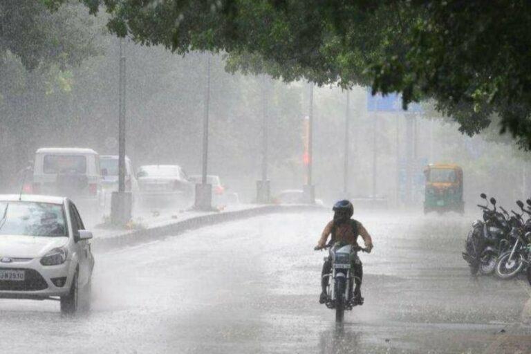 MP Weather : आज 42 जिलों में आंधी-बारिश का अलर्ट, ओले गिरने की भी चेतावनी, 6 अप्रैल तक बदला रहेगा मौसम, जानें IMD अपडेट