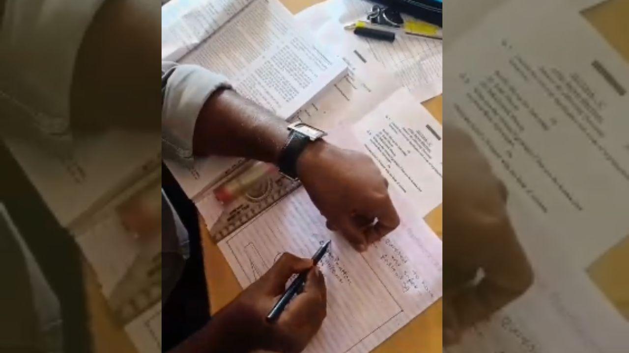 जबलपुर प्राइवेट विश्वविद्यालय में खुलेआम नकल करते मिले छात्र, देखें वीडियो