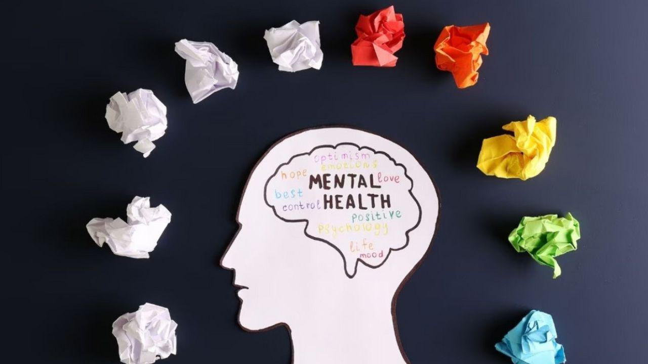 दिमाग की रफ्तार को सुस्त करती है ये 4 आदतें, हो जाती है मेंटल हेल्थ की समस्या