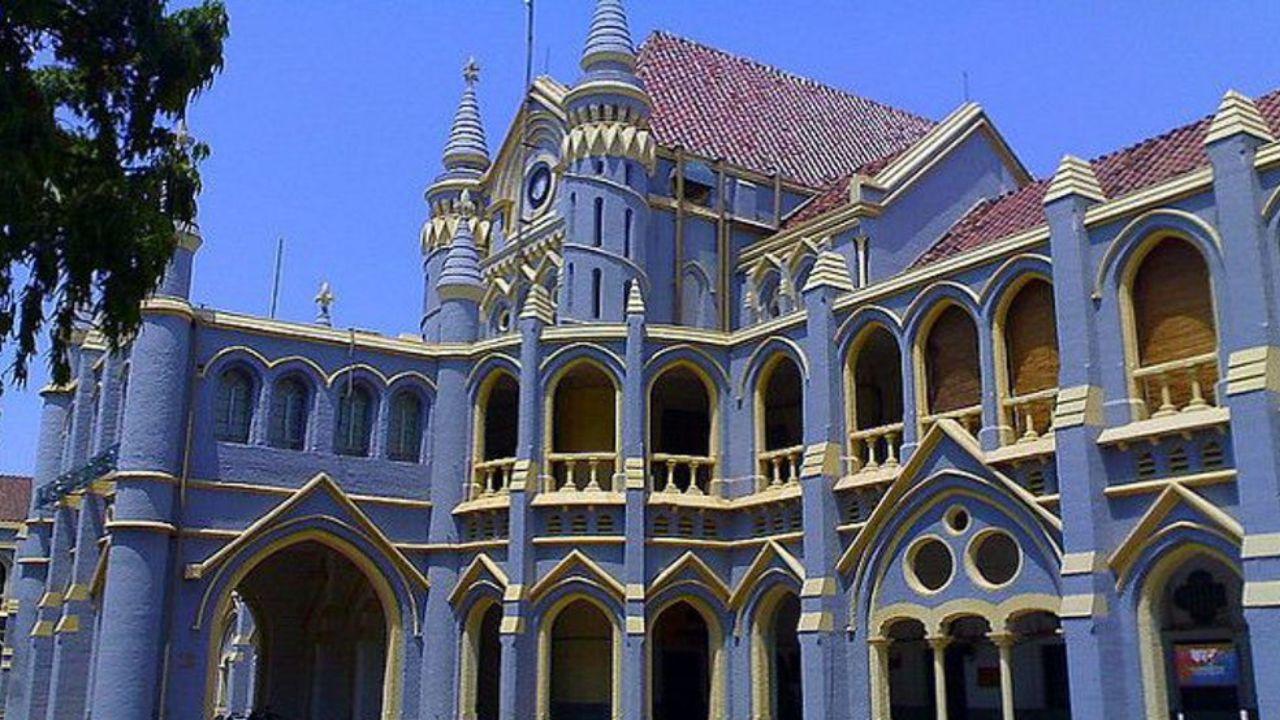 मध्य प्रदेश के हजारों रोजगार सहायकों को हाईकोर्ट से मिली बड़ी राहत, ट्रांसफर पॉलिसी और मार्गदर्शिका 2025 पर लगी रोक