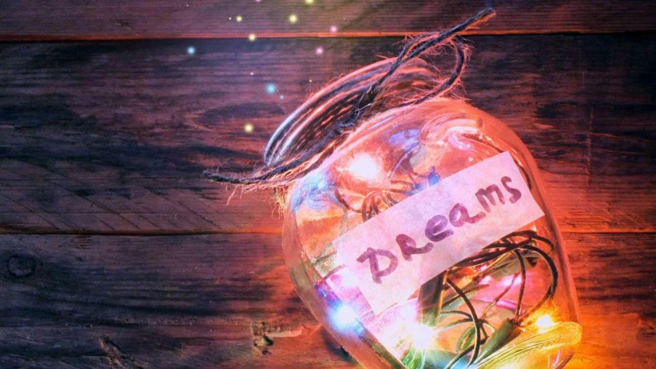सपने में गाय का दिखना होता है शुभ, जानें क्या कहती है Dream Astrology