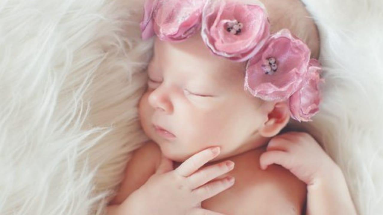 बेटी को दें संस्कृत से जुड़े ये मॉडर्न नाम, बेहद खास है इनका अर्थ, देखें यहां