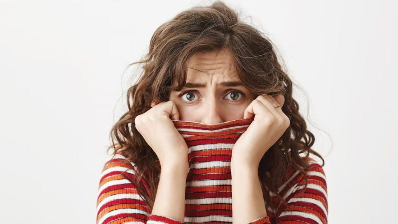 Panic Disorder: क्या होता है पैनिक डिसऑर्डर? लक्षणों से करें इसकी पहचान, जानिए क्या है उपचार