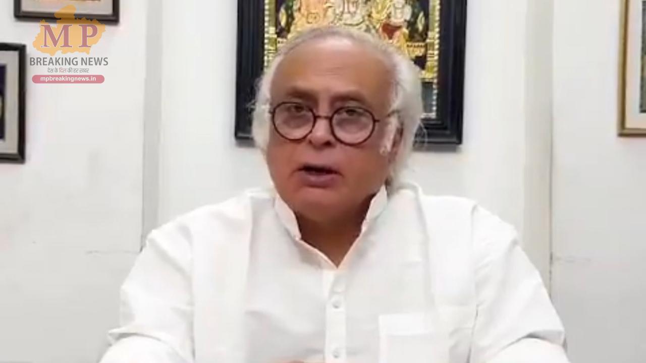 जयराम रमेश बोले, ये FIR राहुल गांधी नहीं अंबेडकर के खिलाफ है, सांसदों की चोट को बताया ड्रामा और साजिश