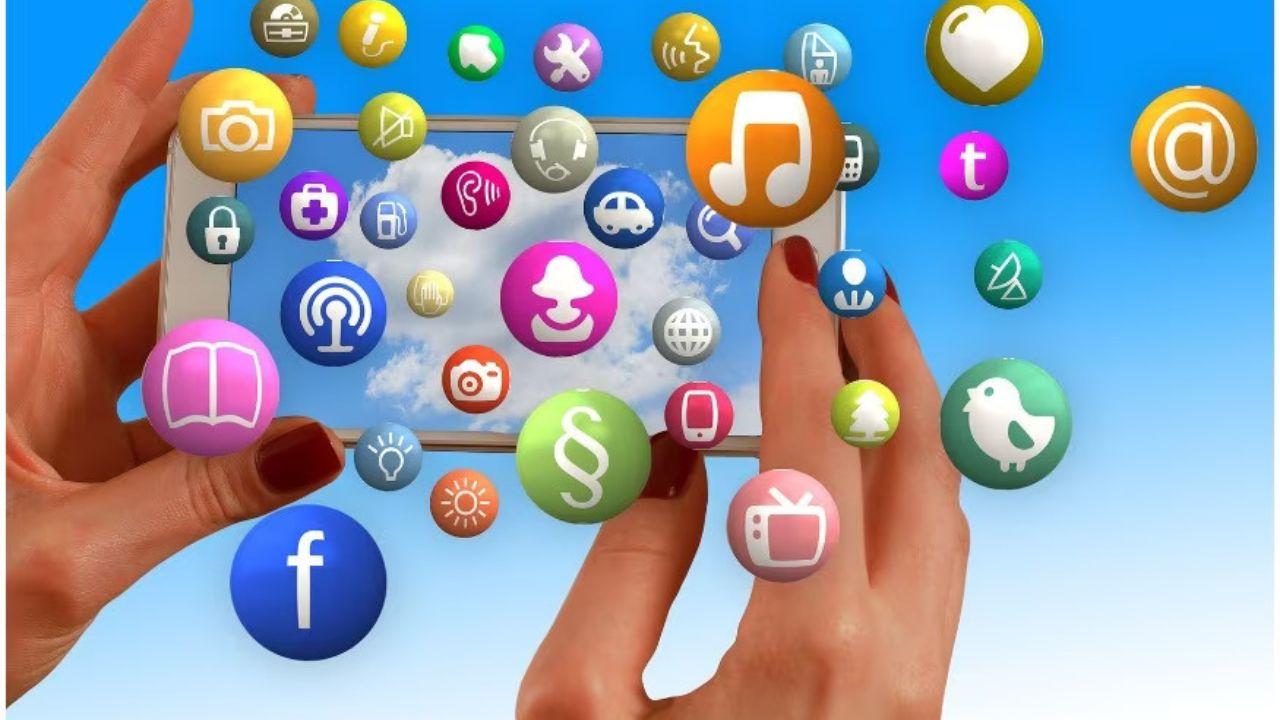 Mental Health Tips: सोशल मीडिया यूज से 10 गुना तक बढ़ जाता है स्ट्रेस का खतरा, भूलने की हो सकती है बीमारी