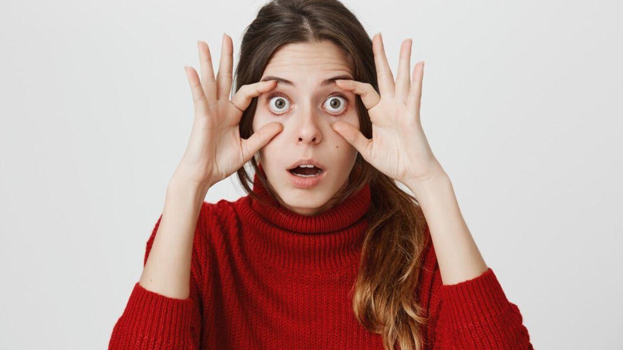 Eye Blinking: महिलाओं की बाईं आंख फड़कना क्यों माना जाता है शुभ? जानें क्या कहता है शास्त्र