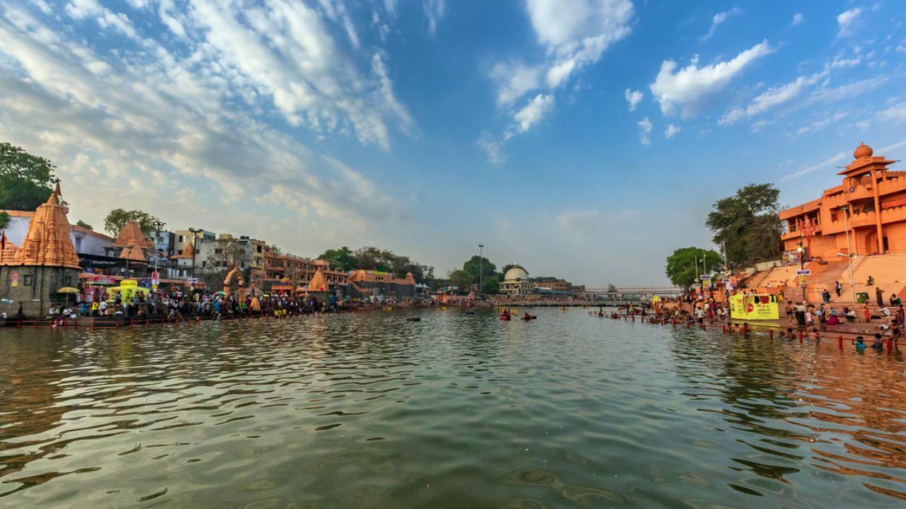 Ujjain Travel: उज्जैन के पास वीकेंड पर घूमने के 4 शानदार डेस्टिनेशन, इन खास जगहों का लें आनंद