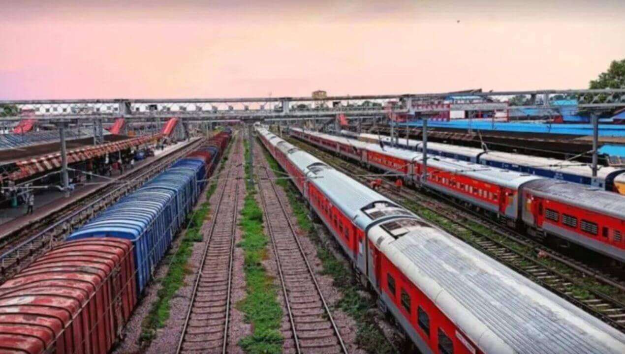 यात्रियों के लिए यह जरूरी खबर, अप्रैल महीने में पश्चिम मध्य रेल से संचालित होगी यह स्पेशल ट्रेनें