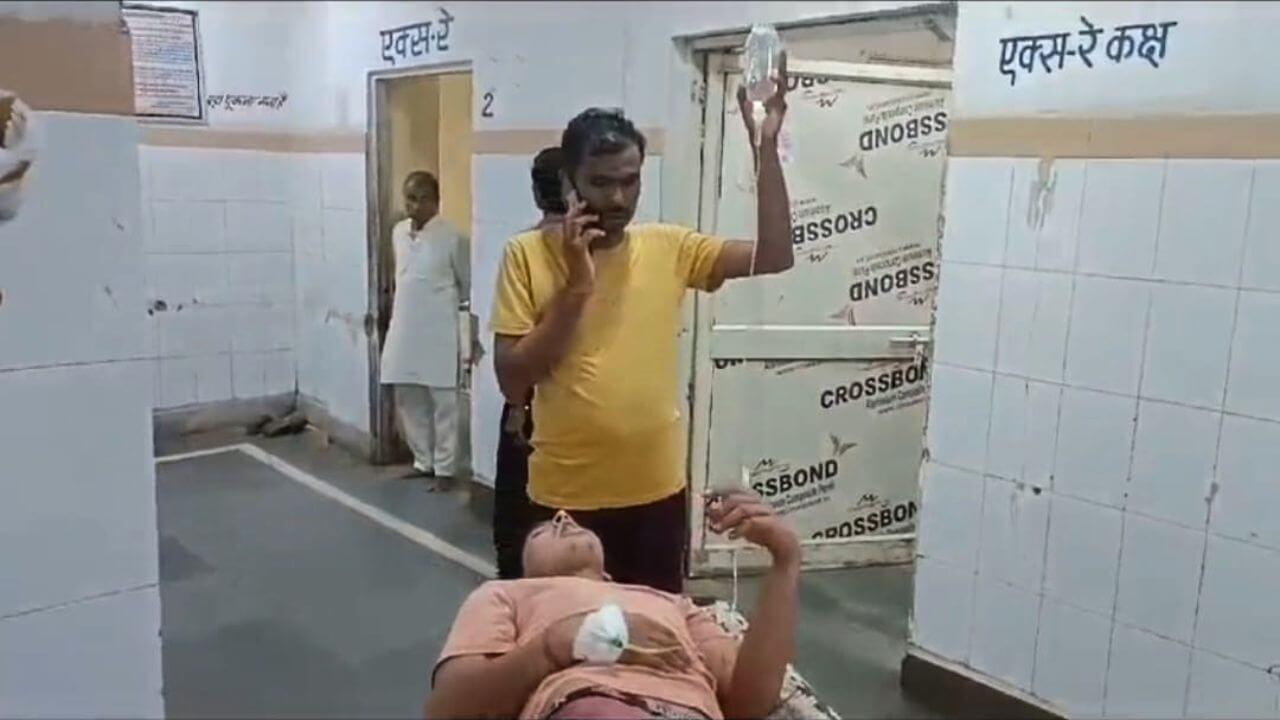 भैंस बांधने को लेकर पड़ोसियों में विवाद, फायरिंग में दो लोग घायल अस्पताल में भर्ती, आरोपी फरार