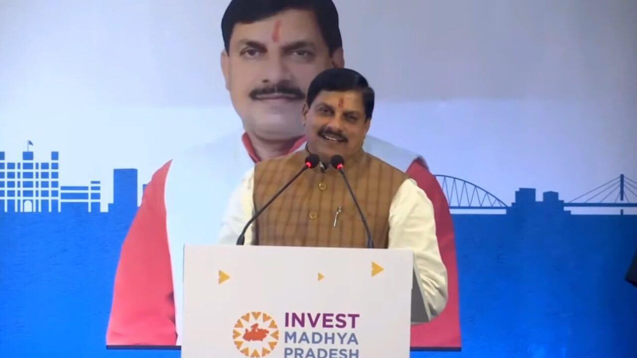 सीएम डॉ. मोहन यादव ने कोलकाता में उद्योगपतियों को मध्य प्रदेश आने का निमंत्रण दिया, कहा ‘पॉलिसी से out of the way भी जाना पड़ा तो जाएंगे’