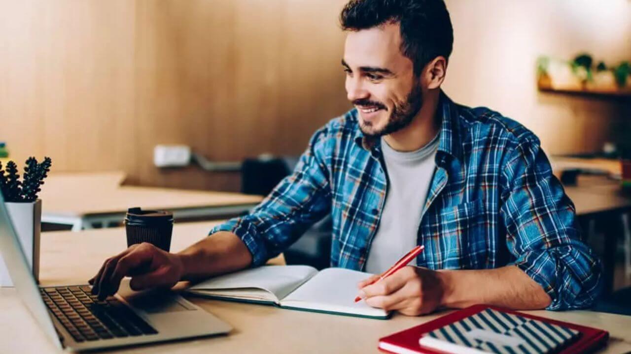 NEET 2025: मेडिकल एग्जाम के लिए सैंपल पेपर कैसे करें डाउनलोड, जानें पूरी प्रक्रिया