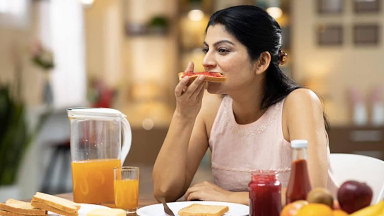 सावधान! नाश्ते में इन चीजों से बचें, वरना बढ़ेगा हार्मोनल इंबैलेंस का खतरा