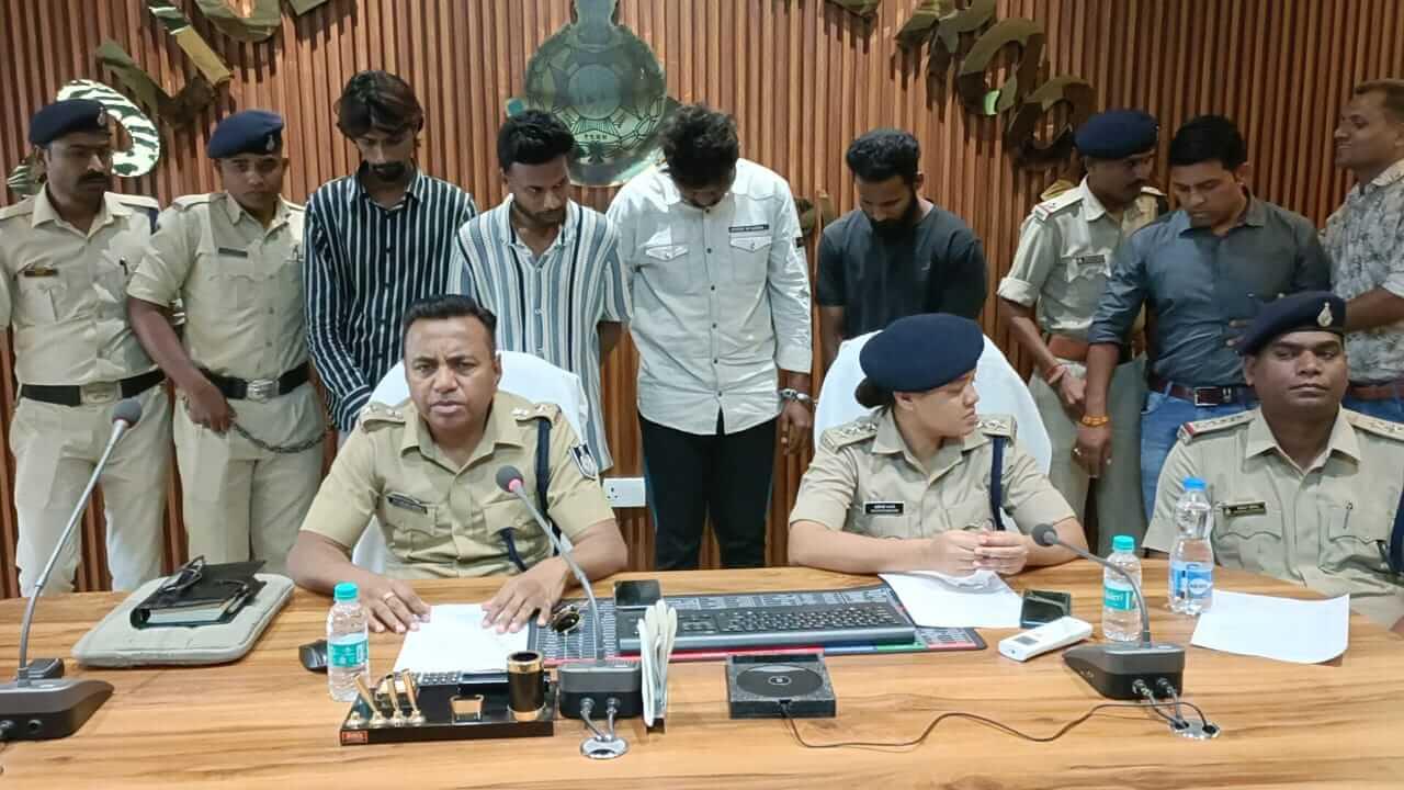 सराफा व्यापारी का अपहरण कर मांगे 10 लाख, पुलिस ने 6 घंटे में चंगुल से छुड़ाया, चार आरोपी गिरफ्तार
