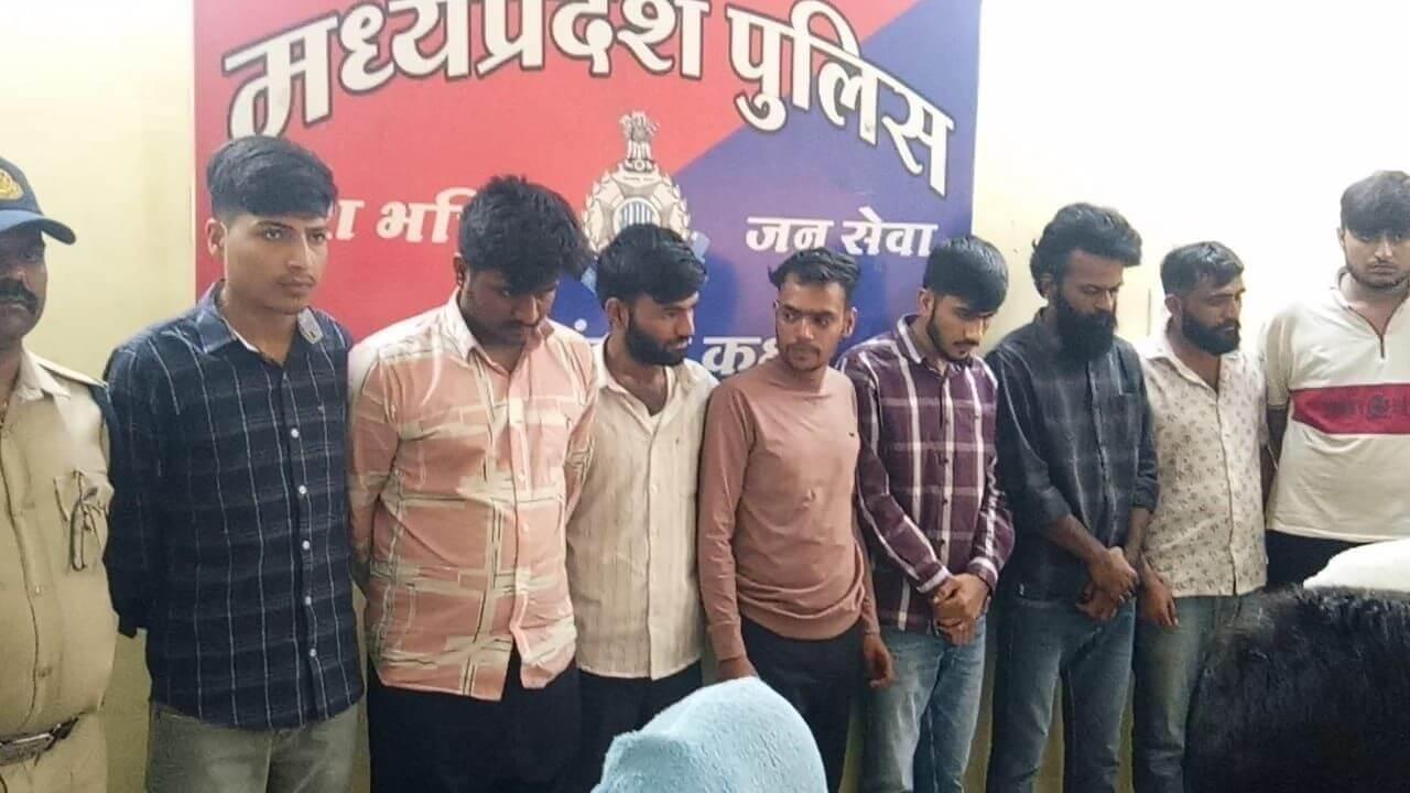 नीमच में टेलीग्राम के जरिए ठगी करने वाले अंतरराष्ट्रीय गिरोह का पर्दाफाश, 8 आरोपी गिरफ्तार