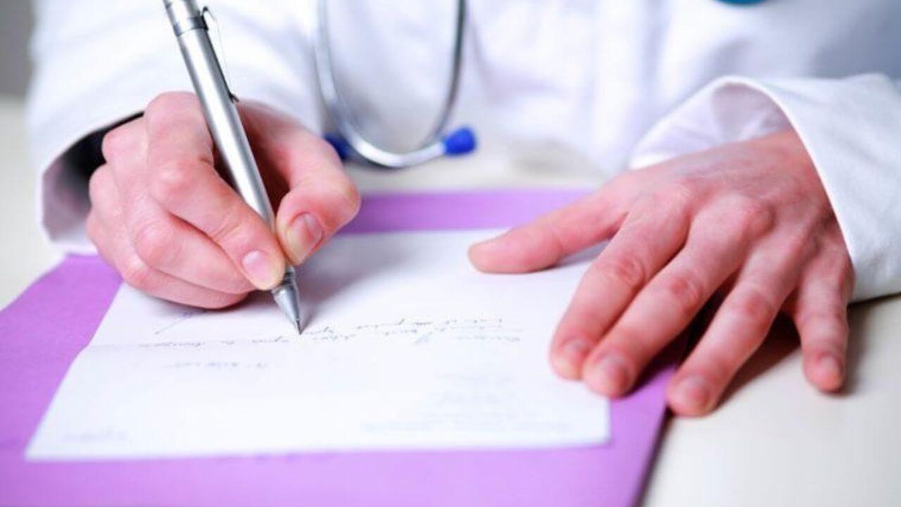 राज्य सरकार का विशेषज्ञ डॉक्टरों को तोहफा, रिटायरमेंट एज में वृद्धि, अब 65 वर्ष की आयु तक दे सकेंगे सेवाएं