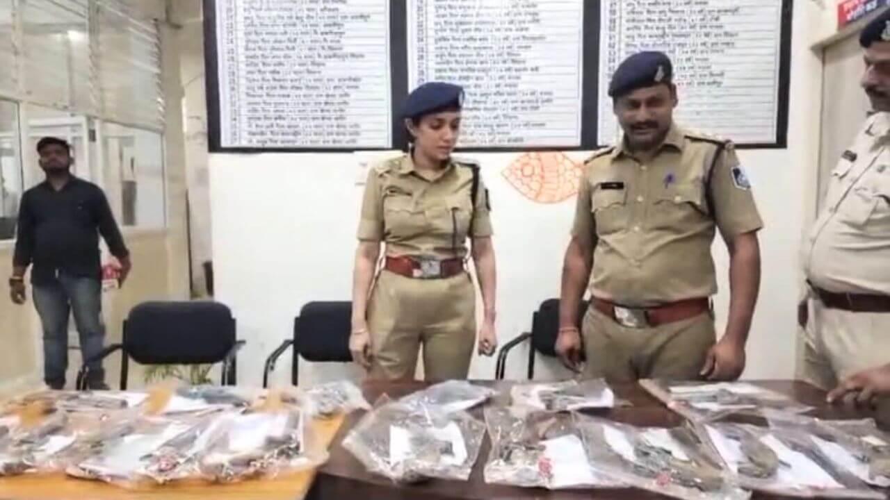 अवैध हथियार बनाने वाली दो फैक्ट्रियों पर पुलिस का छापा, 7 आरोपी गिरफ्तार, 13 अवैध कट्टे व दो पिस्टल जब्त