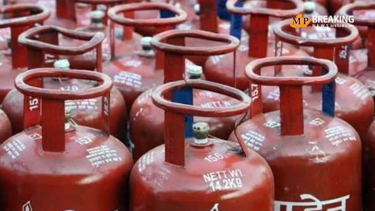 महीने की शुरुआत में फिर आमजन को लगा महंगाई का झटका, LPG गैस सिलेंडरों के दाम में हुआ इजाफा
