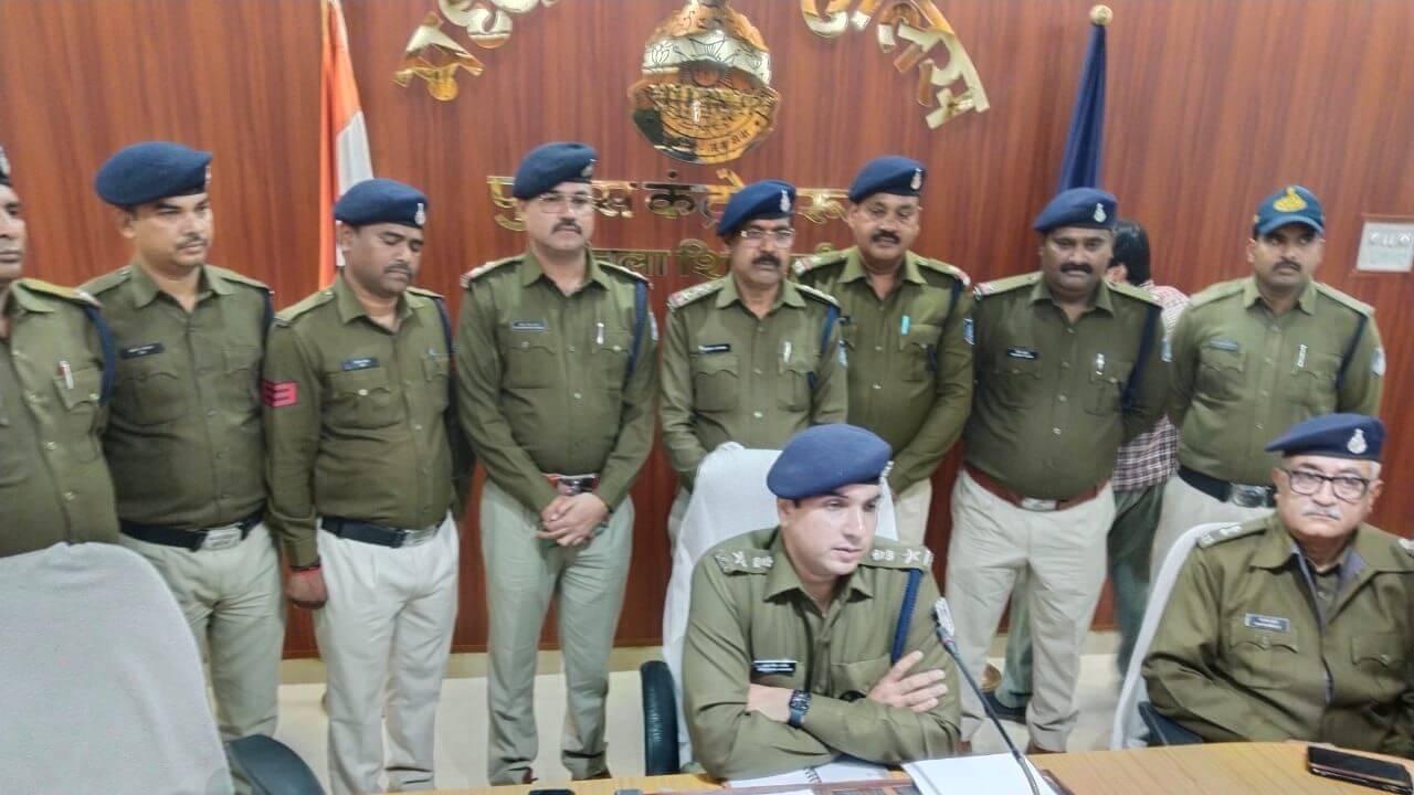 Shivpuri News : 45 लाख की चोरी का पुलिस ने किया खुलासा, तीन आरोपी गिरफ्तार