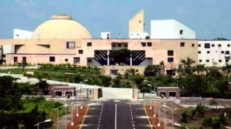 MP News : विधानसभा होगी डिजिटल, विधायकों की मेज पर दिखेंगे टैबलेट, देख सकेंगे बजट से जुड़े दस्तावेज