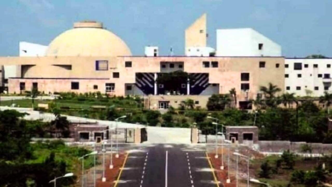 MP News : विधानसभा होगी डिजिटल, विधायकों की मेज पर दिखेंगे टैबलेट, देख सकेंगे बजट से जुड़े दस्तावेज