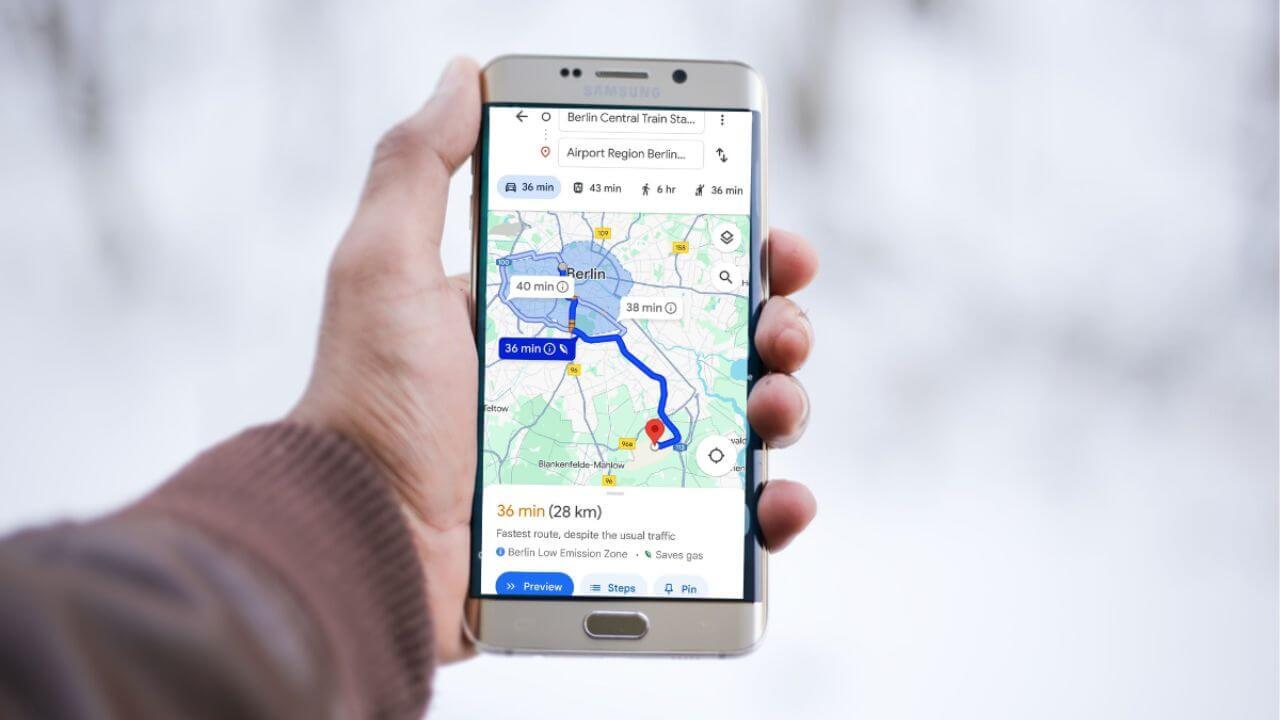 Google Map से भटके रास्ता, पोल में जा घुसे बाइक सवार, एक की मौत, एक घायल, उत्तर प्रदेश की घटना