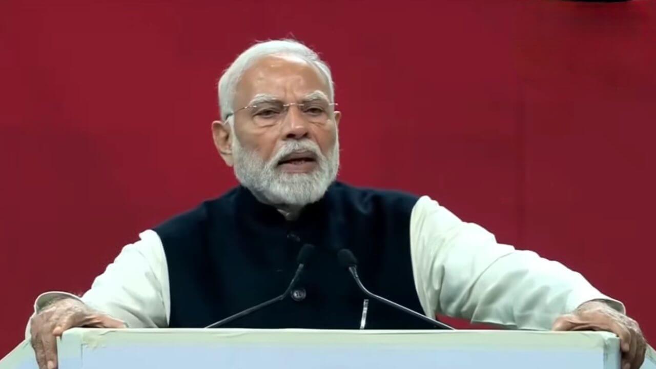Rising Rajasthan Summit : पीएम मोदी ने जयपुर में किया ‘राइजिंग राजस्थान ग्लोबल इन्वेस्टर्स समिट’ का उद्घाटन, सीएम डॉ मोहन यादव ने दी बधाई