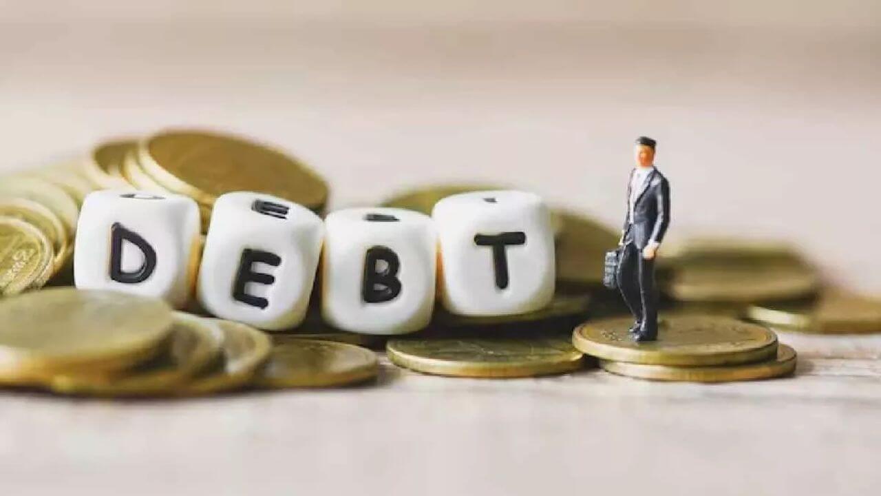 कर्ज से पाना चाहते हैं छुटकारा, तो अपनाएं ये खास उपाय, धन लाभ के बनेंगे योग