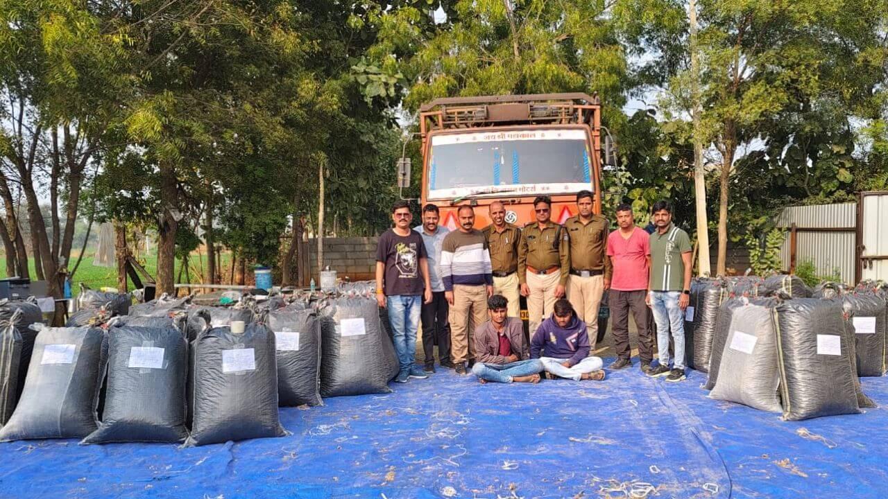 नीमच पुलिस के हाथ लगी बड़ी सफलता, 11 क्विंटल डोडाचूरा के साथ 2 आरोपी गिरफ्तार