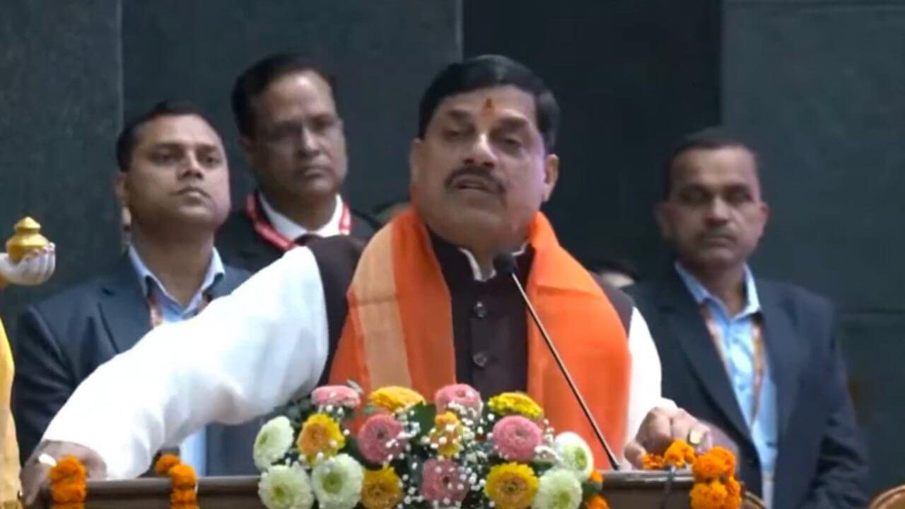 सीएम डॉ. मोहन यादव ने किया आयुर्वेद पर्व-2025 का शुभारंभ, उज्जैन में अखिल भारतीय आयुर्वेद संस्थान खोलने सहित कई बड़ी घोषणाएं