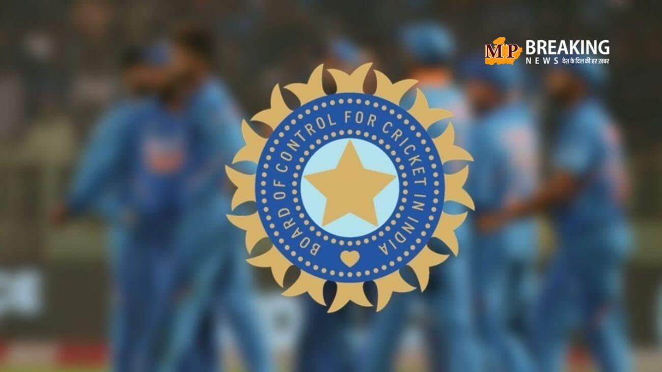 खिलाड़ियों पर सख्त हुआ BCCI, जारी की नई गाइडलाइन्स, अब टूर पर पत्नियों को साथ ले जाने की अनुमति नहीं होगी