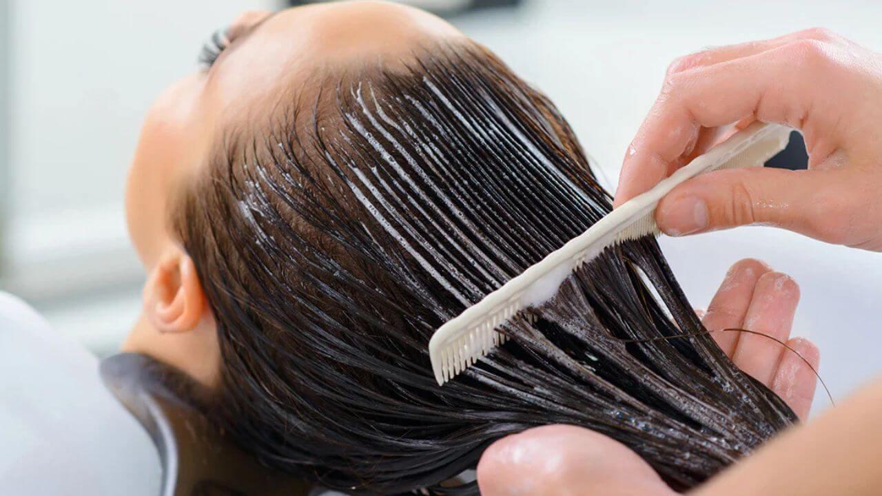 किचन में रखी इन 2 चीजों को मिलाकर घर पर तैयार करें हेयर मास्क, दोगुनी स्पीड से होगी बालों की ग्रोथ