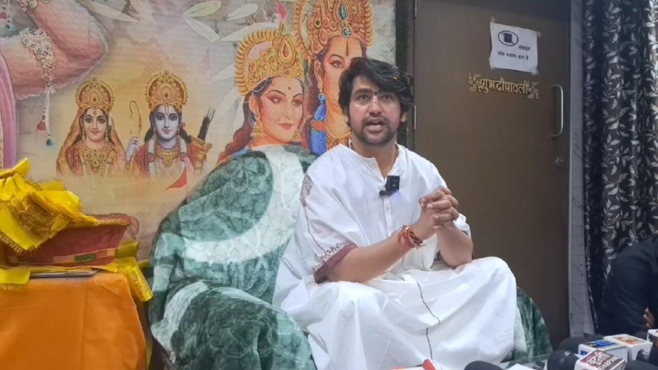 हर हाल में रोकेंगे आदिवासियों का धर्मांतरण बोले धीरेंद्र शास्त्री, दिलाए तीन संकल्प, बनाएंगे हर मोहल्ले में हनुमान चालीसा बागेश्वर मंडल