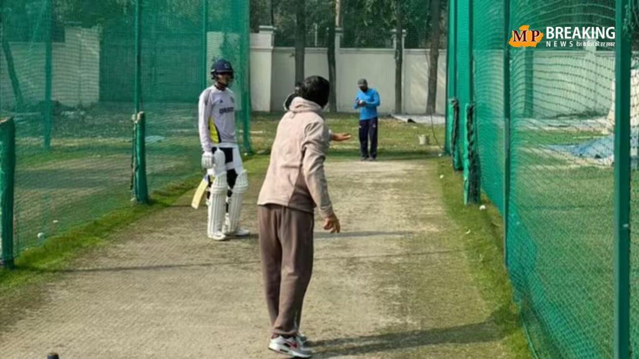 इंग्लैंड के खिलाफ होने वाली वनडे सीरीज से पहले शुभमन गिल ने पिता के साथ की प्रैक्टिस, वायरल हुई तस्वीर