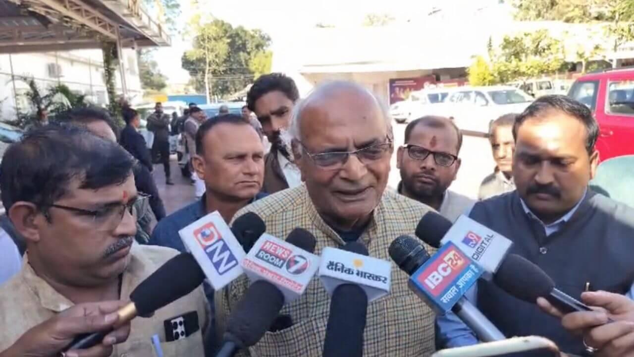 राघवजी ने कर्ज के मुद्दे पर अपनी ही सरकार को दी वित्तीय अनुशासन में रहने की नसीहत, भूपेंद्र सिंह और गोविंद राजपूत के विवाद पर पार्टी से जाँच की मांग