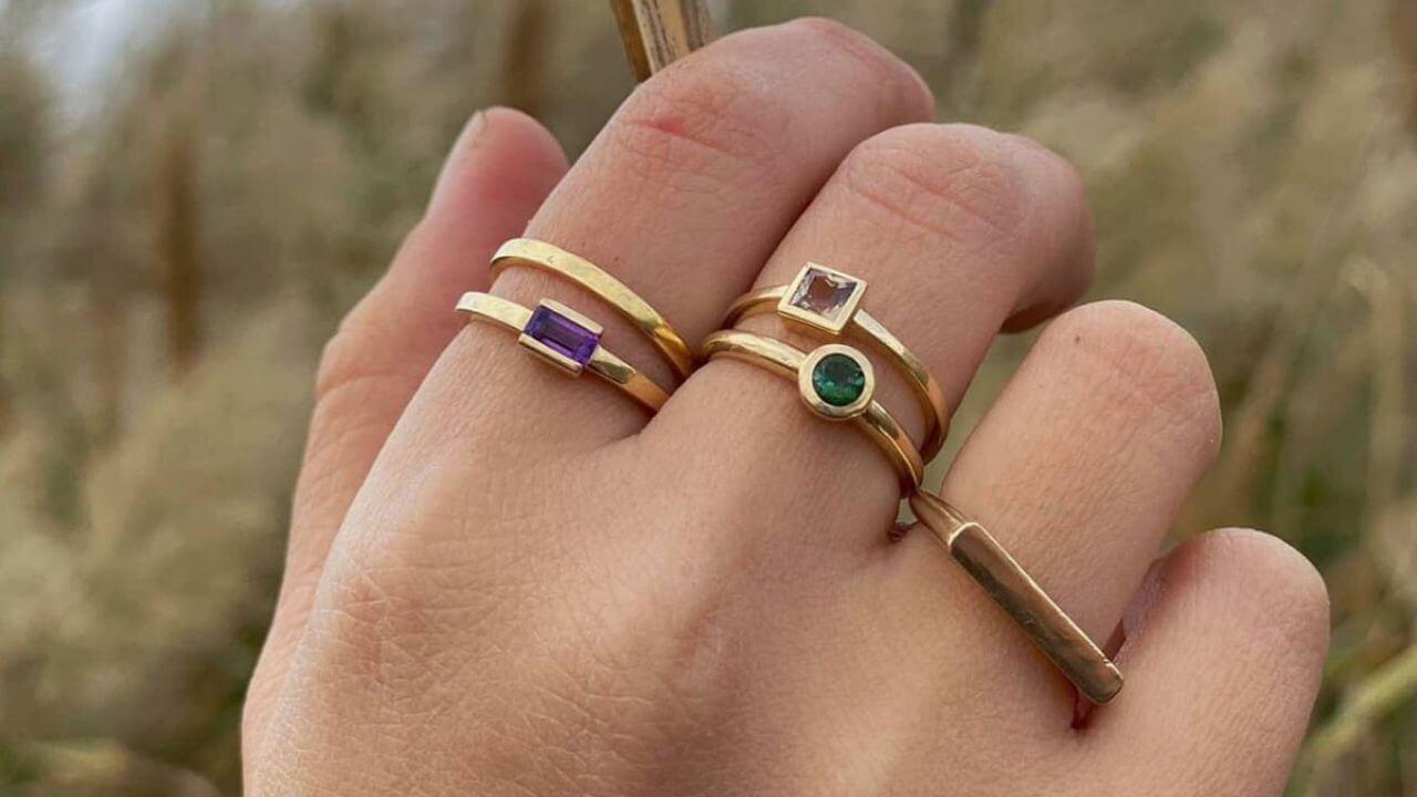 व्यक्ति के मन से जुड़ा है ये चमत्कारी रत्न, इसे पहनने से बढ़ता है कॉन्फिडेंस, दूर होती है चिंता