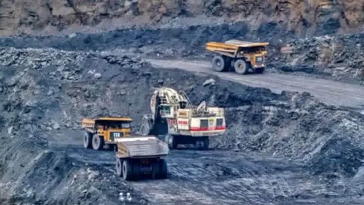 शहडोल में कोयला खदान धंसने से दंपती की मौत, पुलिस ने शुरू की जांच