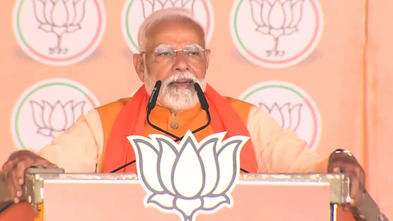 Delhi Election 2025: PM Modi का AAP पर तंज, बोले- दिल्ली में वोटिंग से पहले ही झाड़ू के तिनके बिखर रहे हैं