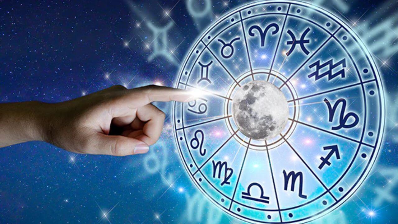 पढ़ाई-लिखाई में नंबर वन होती हैं ये 5 राशियां, हर परीक्षा में मारते हैं बाजी! सफलता चूमती है कदम