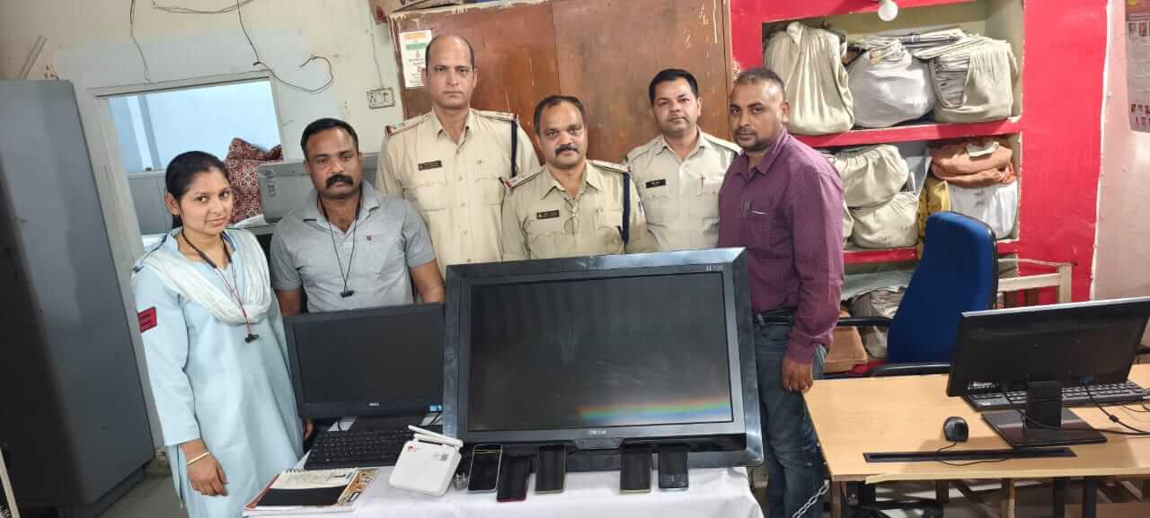 पुलिस ने किया ऑनलाईन क्रिकेट सट्टा का पर्दाफाश, आरोपी पिता-पुत्र गिरफ्तार